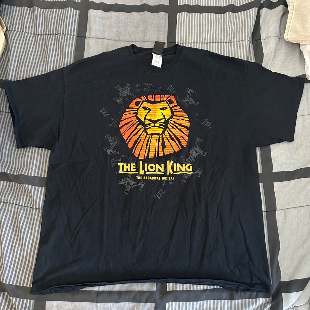 Disney The Lion King The Broadway Musical Men's Graphic Tee, Size: 2XL